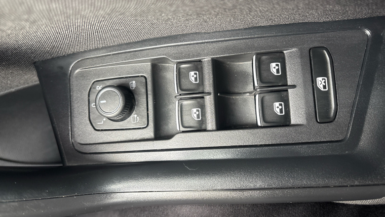 Volkswagen T-Roc 1.0 TSI 110 Active 5dr Petrol Hatchback